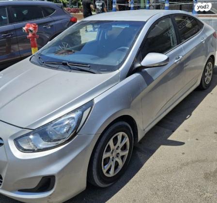 יונדאי i25 Inspire אוט' 1.4 (109 כ''ס) בנזין 2011 למכירה בנתניה