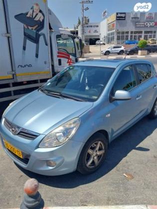 יונדאי i20 Premium אוט' 1.4 (100 כ"ס) בנזין 2012 למכירה בראש העין