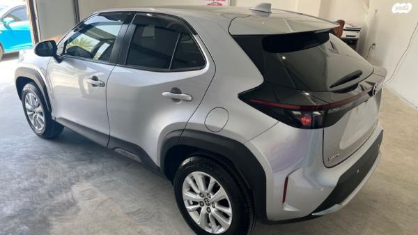 טויוטה יאריס קרוס Sky אוט' 1.5 (125 כ''ס) בנזין 2022 למכירה בכפר כנא