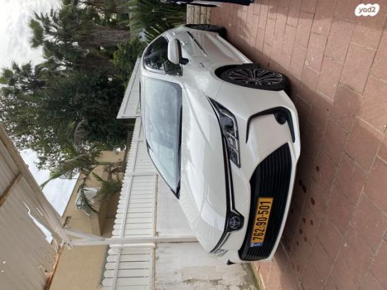 טויוטה קורולה הייבריד Limited סדאן אוט' 1.8 (98 כ''ס) בנזין 2019 למכירה בישרש
