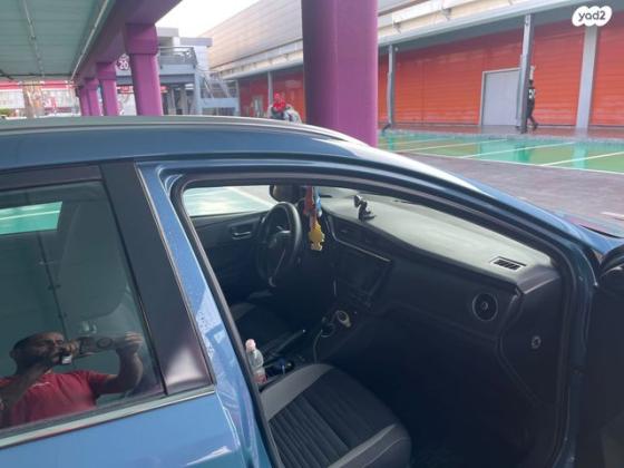 טויוטה אוריס הייבריד TS סטיישן הייבריד אוט' 1.8 (99 כ"ס) בנזין 2016 למכירה בחולון