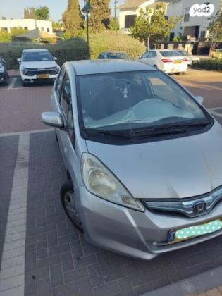 הונדה ג'אז הייבריד הייבריד אוט' 1.3 (102 כ''ס) בנזין 2011 למכירה בנס ציונה