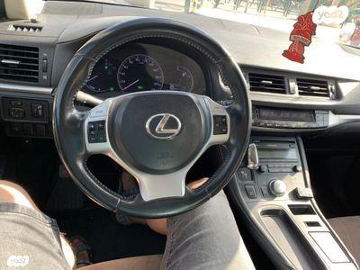 לקסוס CT200H הייבריד אוט' 1.8 (99 כ"ס) בנזין 2012 למכירה בעין צורים