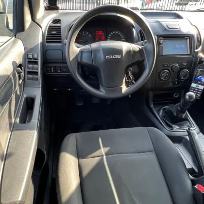 איסוזו 2X4 D-MAX S דאבל קבינה ידני דיזל 2.5 (163 כ''ס) דיזל 2015 למכירה בטמרה