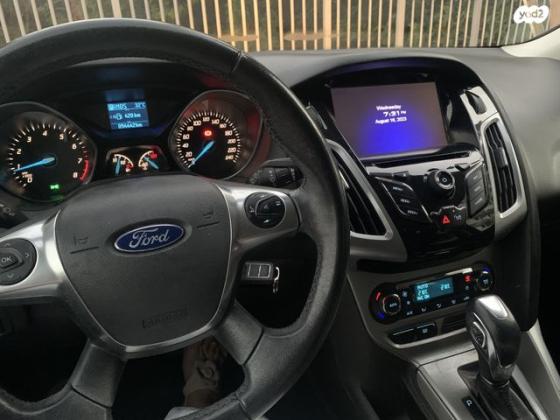 פורד פוקוס Trend סטיישן אוט' 1.6 (125 כ''ס) בנזין 2014 למכירה בחיפה