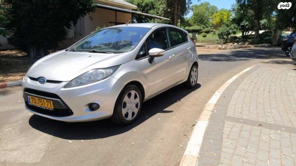 פורד פיאסטה Trend אוט' 1.4 (97 כ''ס) בנזין 2011 למכירה בנורדיה