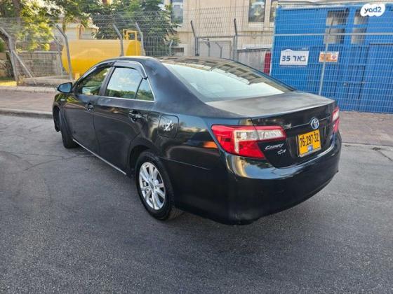 טויוטה קאמרי LE הייבריד אוט' 2.5 (200 כ"ס) בנזין 2014 למכירה בנתניה