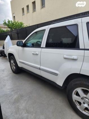 ג'יפ / Jeep גרנד צ'ירוקי 4X4 Laredo אוט' 3.7 (209 כ''ס) בנזין 2010 למכירה בחדיד