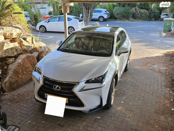 לקסוס NX NX300H Luxury הייבריד אוט' 2.5 (155 כ''ס) בנזין 2015 למכירה בגבעת אלה