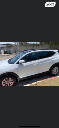 יונדאי טוסון Panoramic אוט' בנזין 2.0 (155 כ"ס) בנזין 2018 למכירה בתל אביב יפו