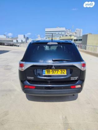 מיצובישי אאוטלנדר Instyle אוט' 7 מק' 2.0 (150 כ"ס) בנזין 2015 למכירה ברמת השרון