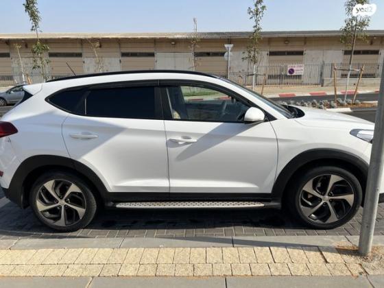 יונדאי טוסון Open Sky אוט' בנזין 2.0 (155 כ"ס) בנזין 2017 למכירה ברחובות