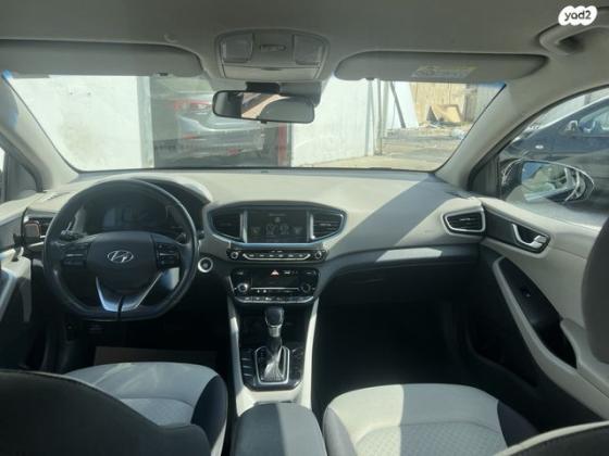 יונדאי איוניק Premium הייבריד אוט' 1.6 (141 כ"ס) בנזין 2017 למכירה בקרית ביאליק