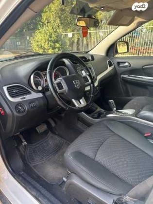 דודג' ג'רני SE אוט' 7 מק' 2.4 (168 כ"ס) בנזין 2011 למכירה בפרדס חנה כרכור