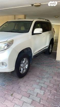 טויוטה לנד קרוזר ארוך 4X4 Luxury אוט' דיזל 7 מק' 3.0 (190 כ''ס) דיזל 2014 למכירה ברמת גן