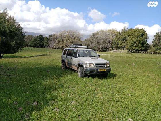 איסוזו טרופר ארוך 4X4 S ידני דיזל 3.0 (159 כ''ס) דיזל 1999 למכירה בבוקעתא