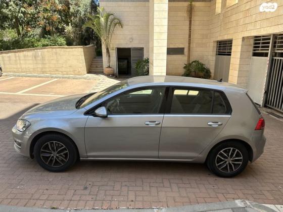 פולקסווגן גולף Trendline אוט' 5 דל' 1.4 (125 כ''ס) בנזין 2016 למכירה בקרית אונו