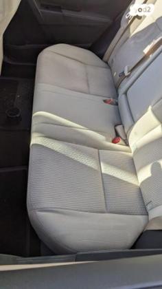 טויוטה קורולה GLI-FL אוט' 1.6 (132 כ''ס) [2013-2016] בנזין 2015 למכירה בנתניה