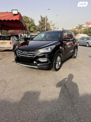 יונדאי סנטה פה 4X4 Luxury אוט' בנזין 7 מק' 2.4 (192 כ"ס) בנזין 2018 למכירה בבת ים