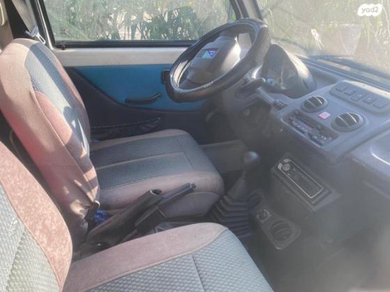 פיאג'ו פורטר Tipper חד קבינה ידני בנזין ארגז 1.3 (64 כ''ס) בנזין 2010 למכירה בנהריה