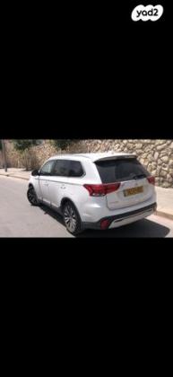 מיצובישי אאוטלנדר Premium אוט' 7 מק' 2.0 (150 כ''ס) בנזין 2021 למכירה בגבעת זאב