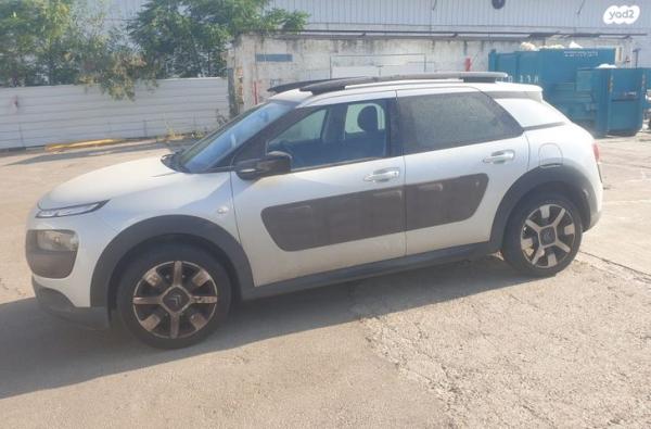 סיטרואן C4 קקטוס Fun אוט' 1.2 (110 כ"ס) בנזין 2018 למכירה בנתניה