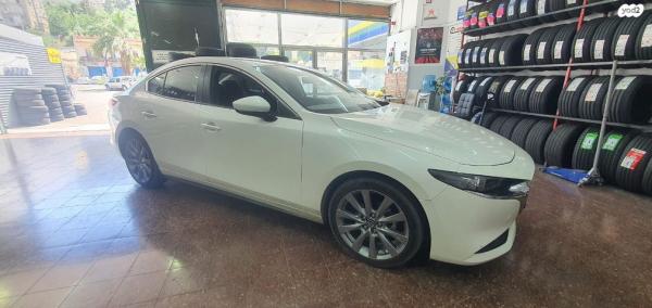 מאזדה j Spirit סדאן אוט' 2.0 (165 כ''ס) בנזין 2022 למכירה בחיפה