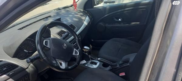 רנו פלואנס Privilege + SR אוט' דיזל 1.5 (110 כ''ס) דיזל 2013 למכירה ברעננה