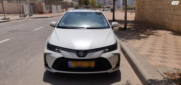 טויוטה קורולה הייבריד Limited סדאן אוט' 1.8 (98 כ''ס) בנזין 2021 למכירה בצור יצחק