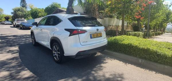 לקסוס NX NX300H Luxury הייבריד אוט' 2.5 (155 כ''ס) בנזין 2015 למכירה במודיעין מכבים רעות