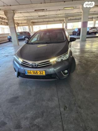 טויוטה קורולה Sun אוט' 1.6 (132 כ"ס) בנזין 2015 למכירה באשדוד