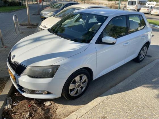 סקודה פאביה Ambition אוט' 1.2 (110 כ''ס) בנזין 2016 למכירה בבאר שבע