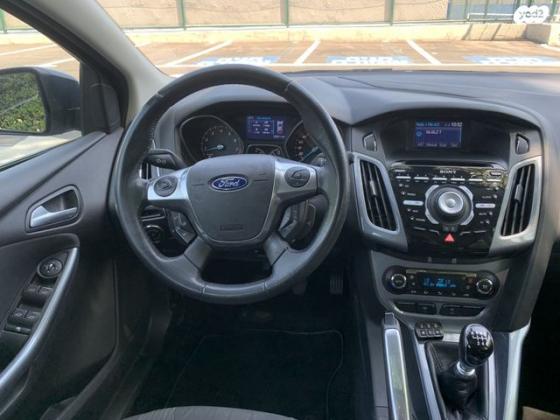 פורד פוקוס Titanium הצ'בק ידני 1.6 (180 כ''ס) בנזין 2012 למכירה בתל אביב יפו