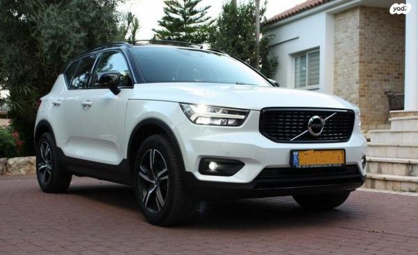 וולוו XC40 4X4 T5 R-Design אוט' 2.0 (247 כ''ס) בנזין 2019 למכירה בתל אביב יפו