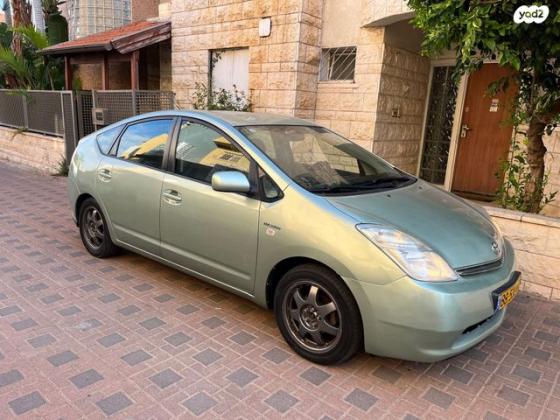 טויוטה פריוס GLI הייבריד אוט' 1.5 (76 כ"ס) בנזין 2008 למכירה בap