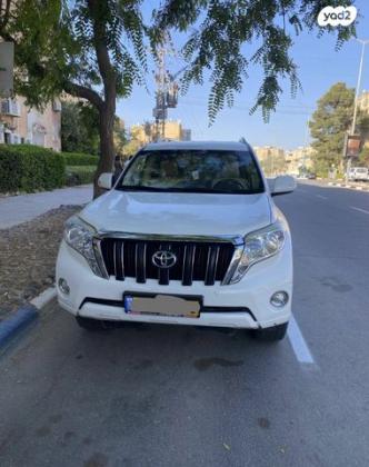 טויוטה לנד קרוזר ארוך 4X4 Select AC אוט' דיזל 7 מק' 3.0 (190 כ''ס) דיזל 2014 למכירה בבאר שבע