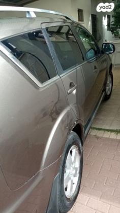 מיצובישי אאוטלנדר Instyle אוט' 5 מק' 2.0 (147 כ"ס) בנזין 2010 למכירה בעפולה