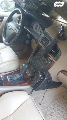 וולוו S60 אוט' 2.4 (140 כ''ס) בנזין 2009 למכירה בפתח תקווה
