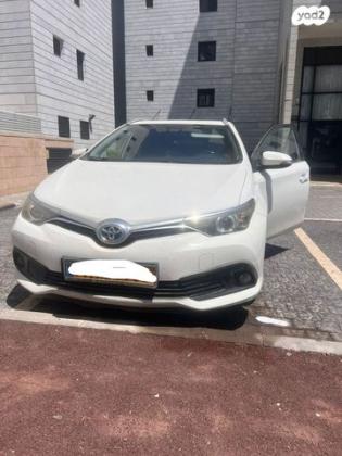 טויוטה אוריס הייבריד TS סטיישן הייבריד אוט' 1.8 (99 כ"ס) בנזין 2017 למכירה ביבנה