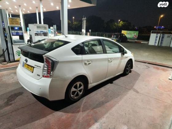 טויוטה פריוס GLI הייבריד אוט' 1.8 (99 כ"ס) בנזין 2014 למכירה בירושלים