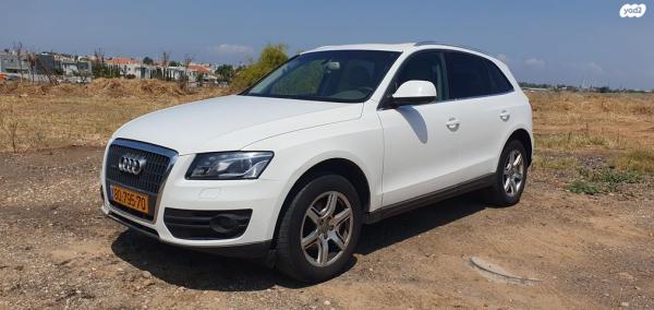 אאודי Q5 4X4 Luxury אוט' 2.0 (211 כ''ס) בנזין 2010 למכירה בגן יבנה