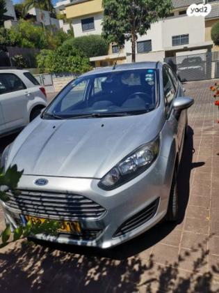 פורד פיאסטה Trend אוט' 1.6 (105 כ"ס) בנזין 2014 למכירה בהוד השרון