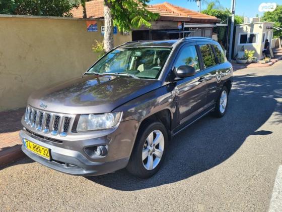 ג'יפ / Jeep קומפאס Sport אוט' 2.0 (154 כ''ס) בנזין 2014 למכירה בראש העין