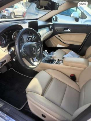 מרצדס GLA GLA200 Urban FL אוט' 1.6 (156 כ"ס) [2017 ואילך] בנזין 2018 למכירה בפתח תקווה