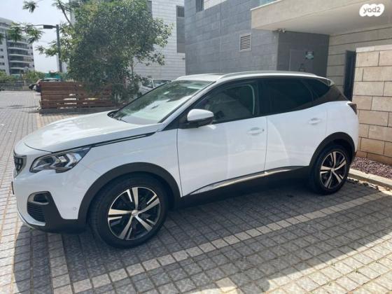 פיג'ו 3008 Premium אוט' 1.2 (130 כ''ס) בנזין 2019 למכירה בכפר יונה
