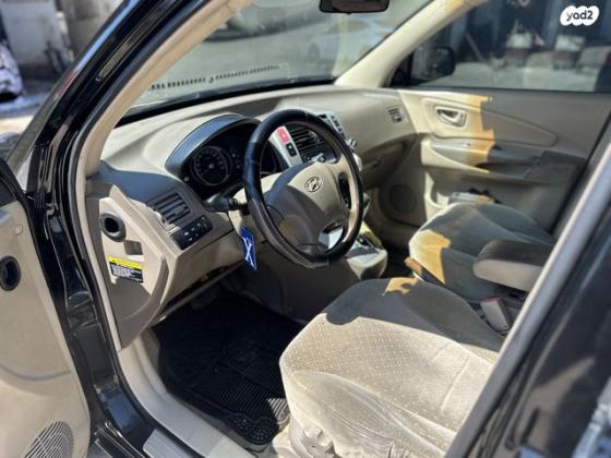 יונדאי טוסון 4X4 GLS LTH אוט' בנזין 2.7 (175 כ''ס) בנזין 2006 למכירה בטירה