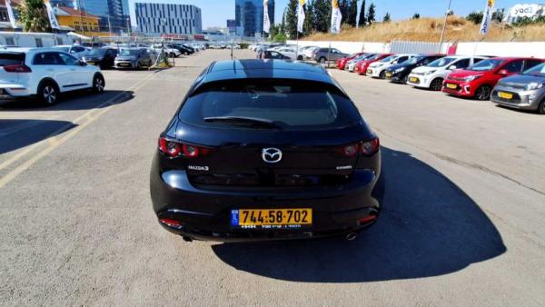 מאזדה i Spirit הצ'בק אוט' 2.0 (165 כ''ס) בנזין 2021 למכירה בתל אביב יפו