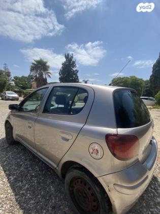 טויוטה יאריס Sol אוט' 1.3 (87 כ''ס) בנזין 2005 למכירה בהחותרים
