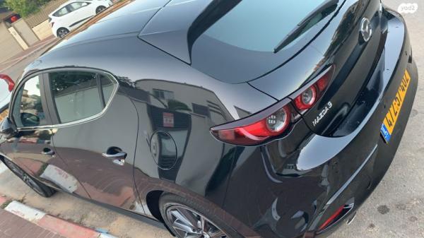 מאזדה j Spirit הצ'בק אוט' 2.0 (165 כ''ס) בנזין 2021 למכירה בבאר יעקב