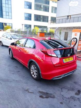 הונדה סיוויק האצ'בק החדשה Comfort אוט' 1.8 (142 כ''ס) בנזין 2015 למכירה בנתניה